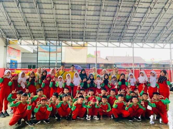 
					Tanamkan Karakter Sejak Dini, Mahasiswa KKN Kelompok 7 Desa Lembursawah Sosialisasikan 5S di SD Negeri 1 Lembursawah