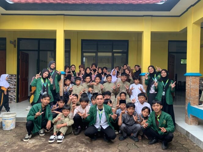 
					Perkuat Pendidikan Karakter, Kelompok KKN Desa Lembursawah Sosialisasikan 5S di SDN 2 Lembursawah